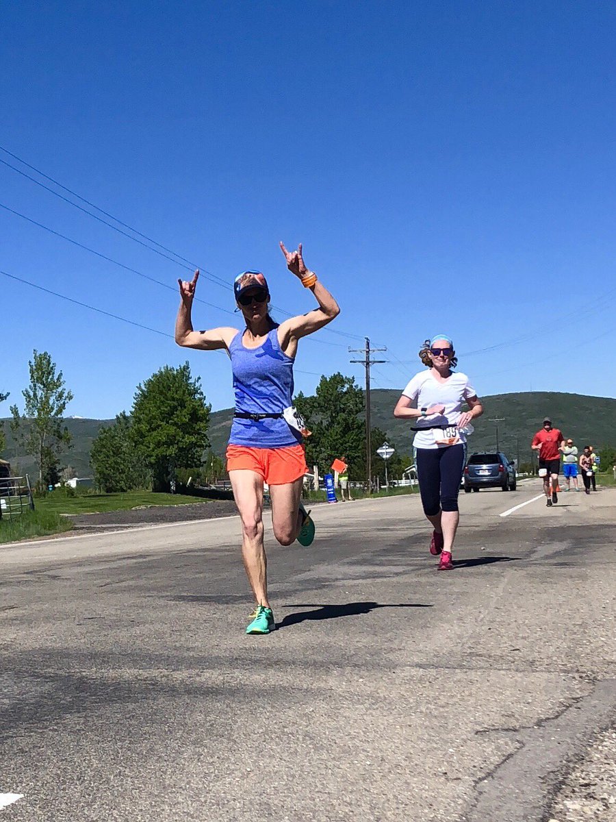 oiselle_podium's tweet photo. These girls are proving that they were #borntorun and #borntofly We are so lucky to have bodies that let us see what we are made of! Betsy just took off on her last leg...the grand finale leg of #BirdMachineUT !!!#OisellePodiumProject https://t.co/fcSt6BXHy3