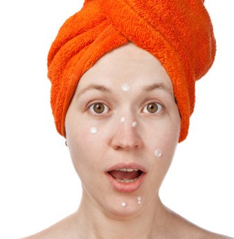 AADskin's tweet photo. Not all #acne is created equal, at least when it comes to treatment. Find out what kind of blemish you’re dealing with: https://t.co/odobDRZIYD https://t.co/QEvdDPQTbN