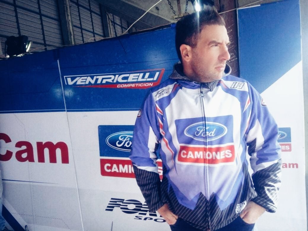 VentricelliTeam's tweet photo. Atentos al entrenamiento 🤨 | La Plata 📍 @peluchecaceres TCMouras Carrera con Invitados #TCM en La Plata #7taFecha @actcargentina 🚗 💨☑️ #ventricelliteam @fortesportteam https://t.co/5nkn866Zuz