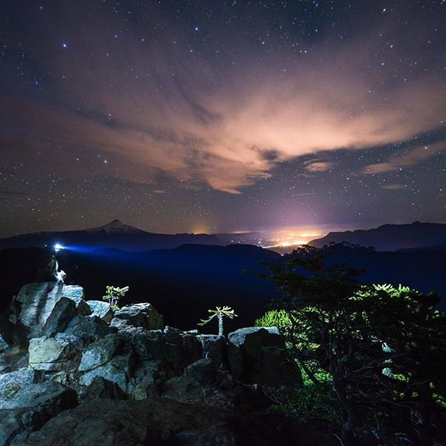 chileestuyo's tweet photo. ¡Mira esta galería de cielos chilenos!  Ay qué lindo es nuestro país. Fotos de martinifotografia_horadelaluz (IG) https://t.co/UZ6FyPAOWT #felizsabado https://t.co/Lo4fc8f3kT