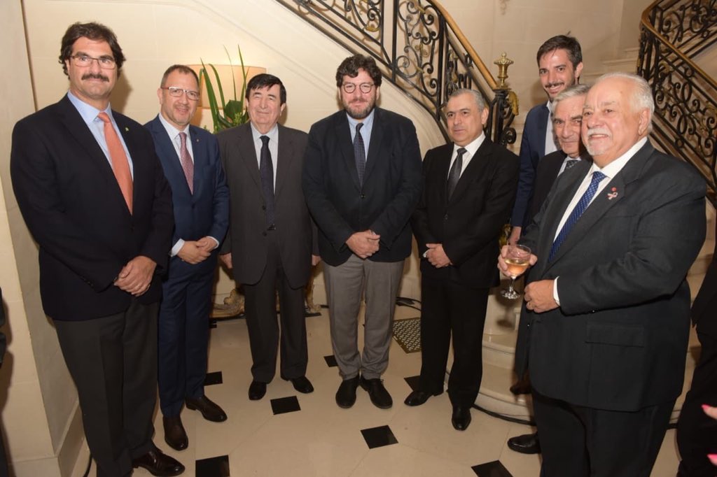 Acompañando ayer al Embajador de Italia <a href="/beppemanzo/">Giuseppe Manzo</a> en la celebración del Día Nacional de Italia #italiayargentina #cooperacioninternacional #italia <a href="/fabianpdk/">Fabian Perechodnik</a> @AgroindustriaBA <a href="/mariuvidal/">María Eugenia Vidal</a>