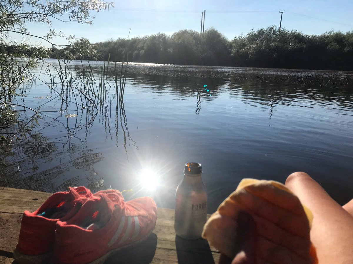 Dolly2racer's tweet photo. Not a bad spot for dinner..

#riverlife #dinnerinstyle 
#getouside #findyourhappyplace #summerlovin https://t.co/j6Ii7HXSDb