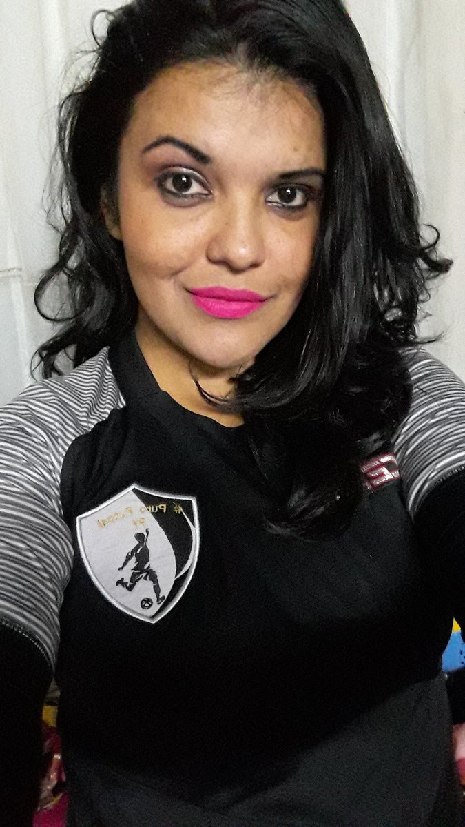 MilenaOlmedo19's tweet photo. Buenos buenas ❤️⚽💪
Hoy cobertura total del #ExaMagis
#PuroFutsalPy Presente de vuelta 💪⚽😎😏 https://t.co/o1rJwxru0U