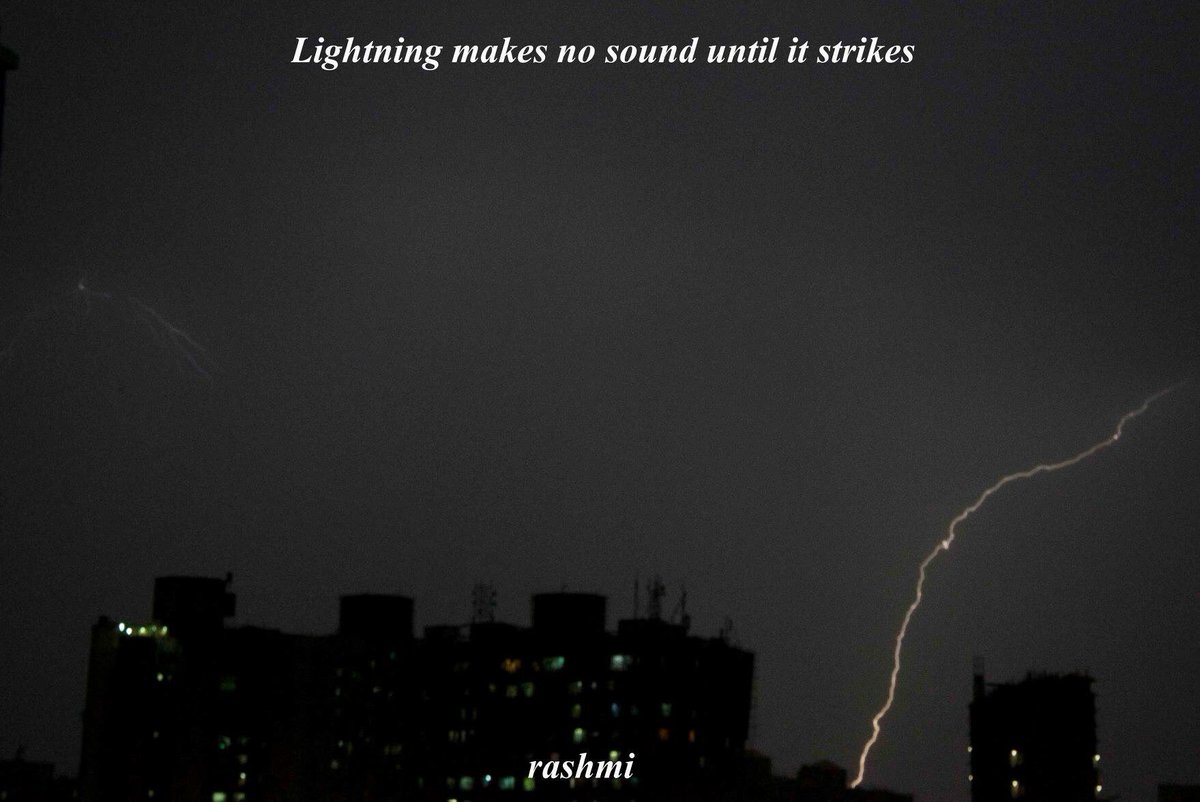 saresh15's tweet image. #amateurphotography #Rains #FirstRains #FirstRain #MumbaiRains #MumbaiMonsoon #MumbaiRain #Lightningstrikes #lightning #SaturdaySpecial @nature