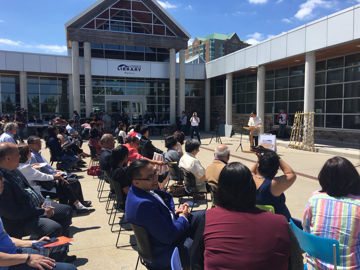 SMTprincipal's tweet photo. Celebrating Filipino Heritage Month at Malvern Community Center #beautifulday #pride @BMT_CSAC @TCDSB @SMTGovernment https://t.co/Zw6CElRRb1