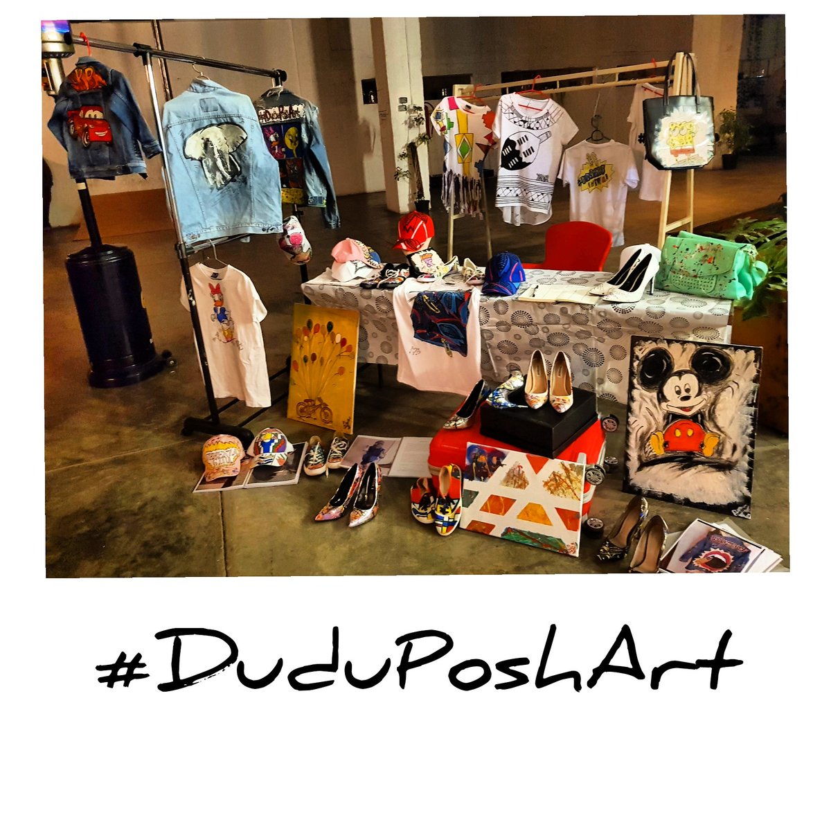 duduWagaG's tweet photo. #DuduPoshArt from #Customisedtshirt #Customisedcap #Customiseddenimjacket #Customisedheels #Customisedshoes #Customisedbag #Custombydu #Art #Denim #CartoonArt #cartoons #FemalePainter https://t.co/mkixmt6FwH