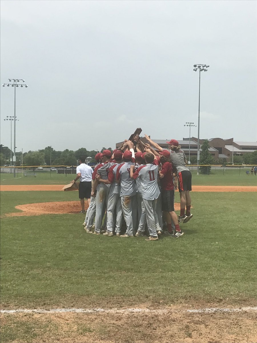gomccracken's tweet photo. Congratulations Mustangs Baseball - Region Champions!!! https://t.co/tFSsawn59U