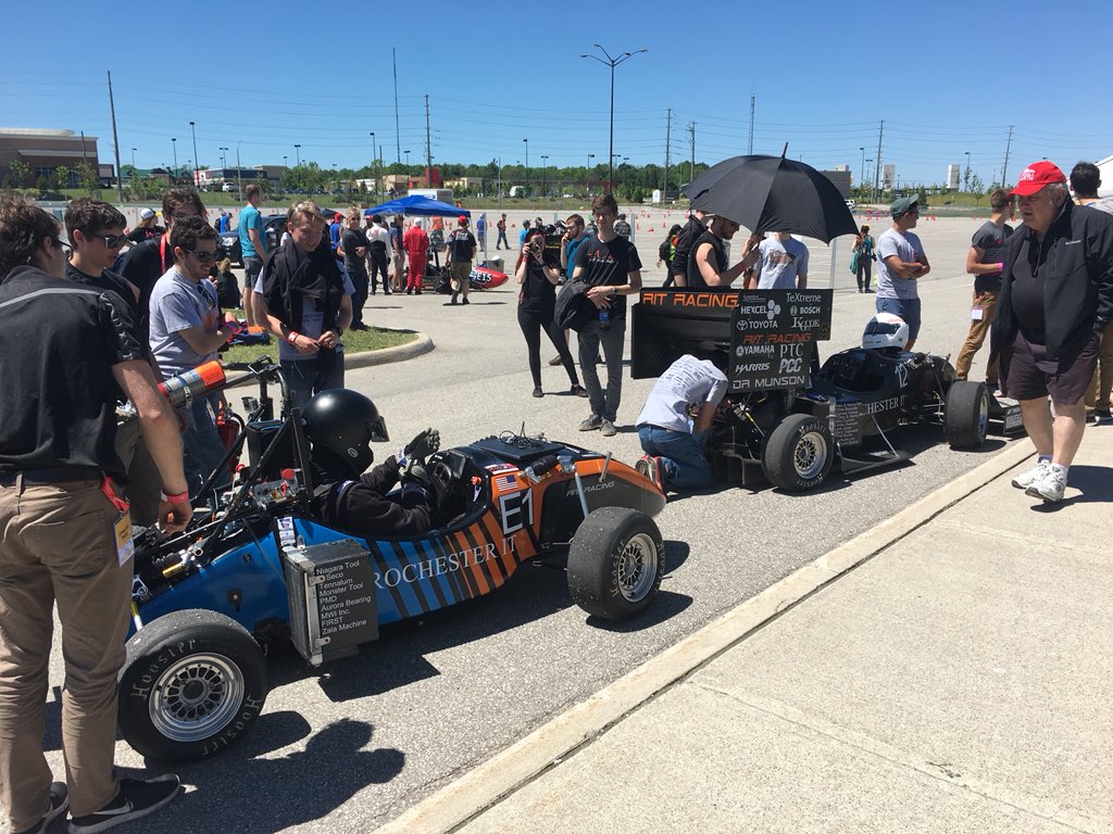 rit_racing's tweet photo. Two cars thru final tech, two cars ready to race! π₯β‘οΈ #TwoCarsOneTeam #RITracing https://t.co/gSY5hcFRSw
