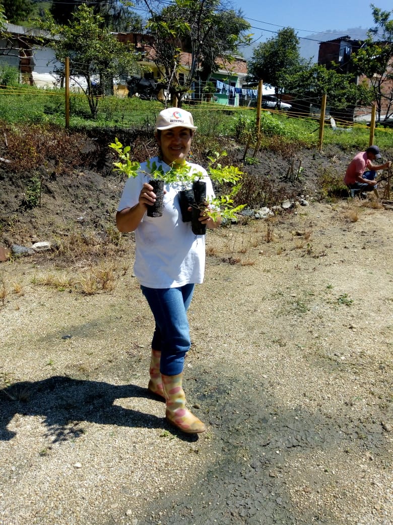 #ParticipaciónCiudadana ¡Vení! Participa en el primer New CITYzens Day <a href="/NewCITYzens/">New CITYzens</a> estamos con la comunidad de la Vereda #HatoViejo en un Planta tu barrio y un Compartir del programa #SolucionesInteligentes  #NCZDay #ShakeYourCity #ParticipaciónCiudadana