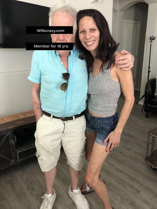 Long time member get to stay with us a few days and gets a hand job  🍆 💦💦 79 yrs old. He is one lucky<a href="/tag/handjob"class="tags"><span>#handjob</span></a><a href="/tag/stacie"class="tags"><span>#stacie</span></a><a href="/tag/wifecrazy"class="tags"><span>#wifecrazy</span></a>