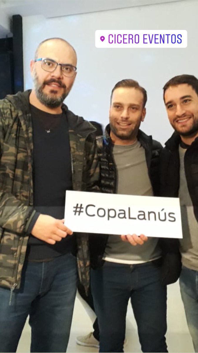 MarollaP's tweet photo. Genial la #CopaLanus https://t.co/luVz4JMcFa