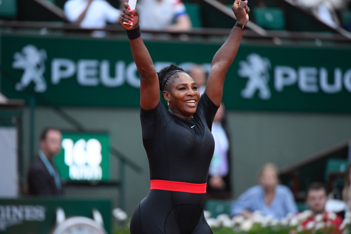 SERENA WILLIAMS - Página 31 DetNcZwV4AEJuWK