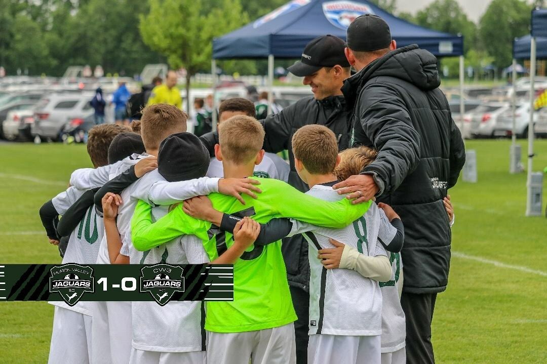 JaguarsHV's tweet image. CONGRATULATIONS to Coach Tommy Hipple and the 2008 Boys Green on winning the Michigan State Cup semi final against CW3 Jaguars! Good luck in the final tomorrow!!! #ValleyStrong #NikeSoccer #HuronValleyJags ##HVJags