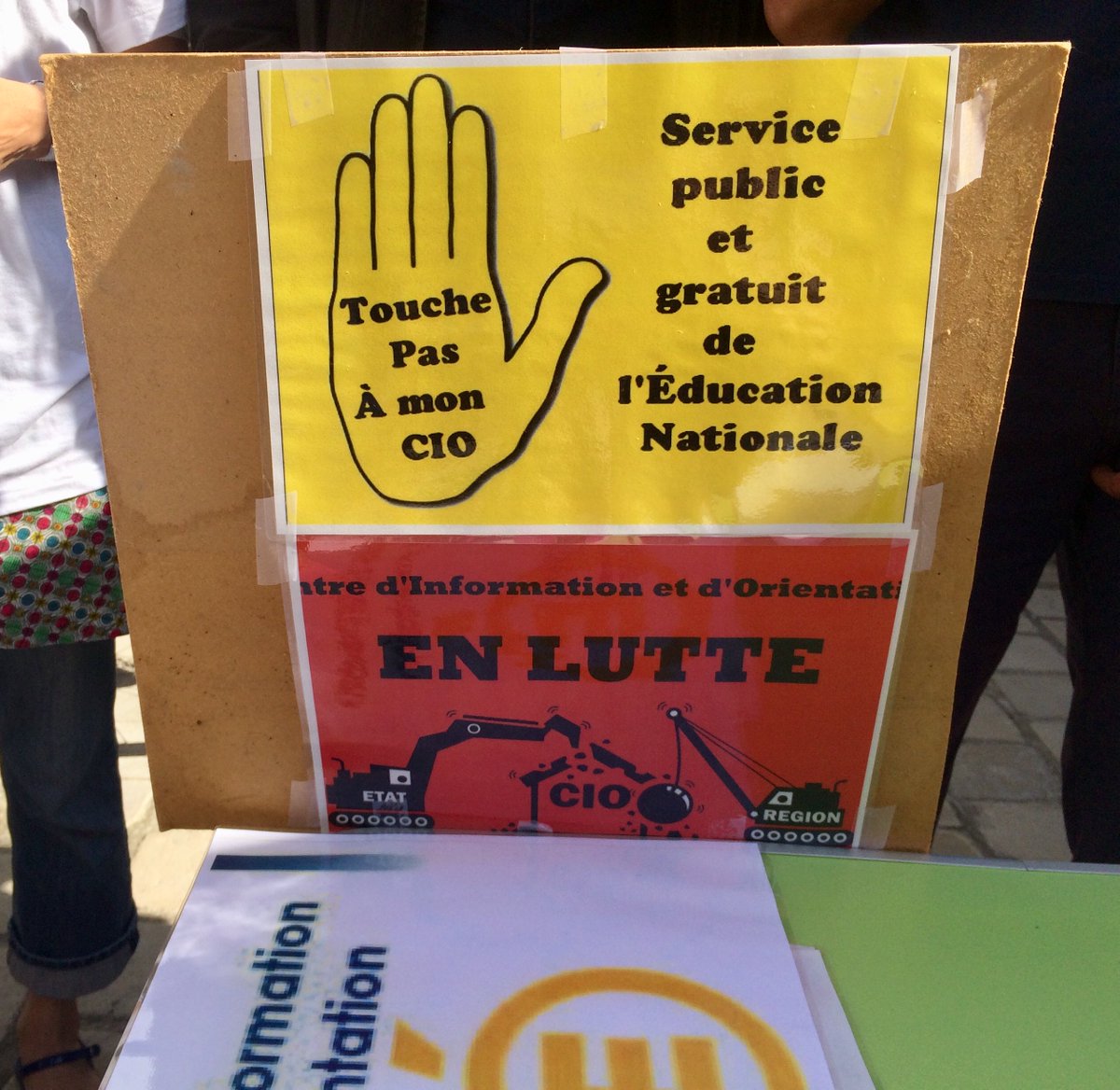 iciperigord's tweet photo. Manifestation des personnels d'orientation en Dordogne :"les élèves des territoires ruraux vont encore être défavorisés" https://t.co/RUgcQ9y0Zc https://t.co/L2vEeEQwbO