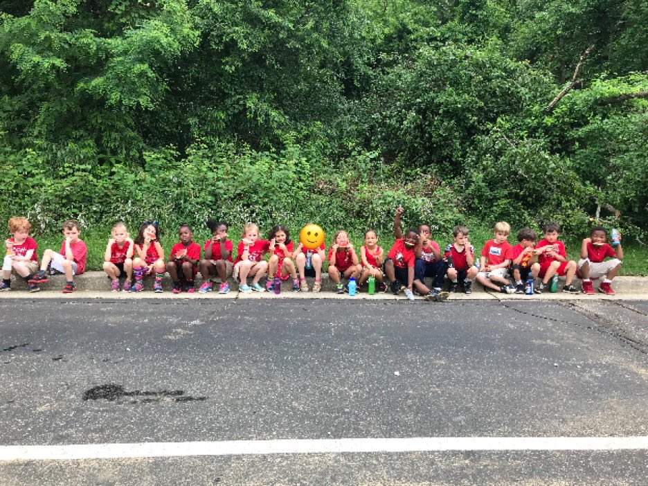 KwithMrsDay's tweet photo. Taking a watermelon break to cool down on field day last week! @MonarchAnnAACPS @AACountySchools #ecejoy #AACPSawesome #kindergarten https://t.co/OdTosXQA69