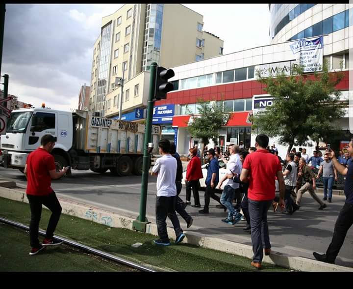 Özür dile <a href="/GaziantepBeld/">Gaziantep Büyükşehir</a> 
Özür dile <a href="/FatmaSahin/">Fatma Şahin</a> 
#Durduramayacaksınız