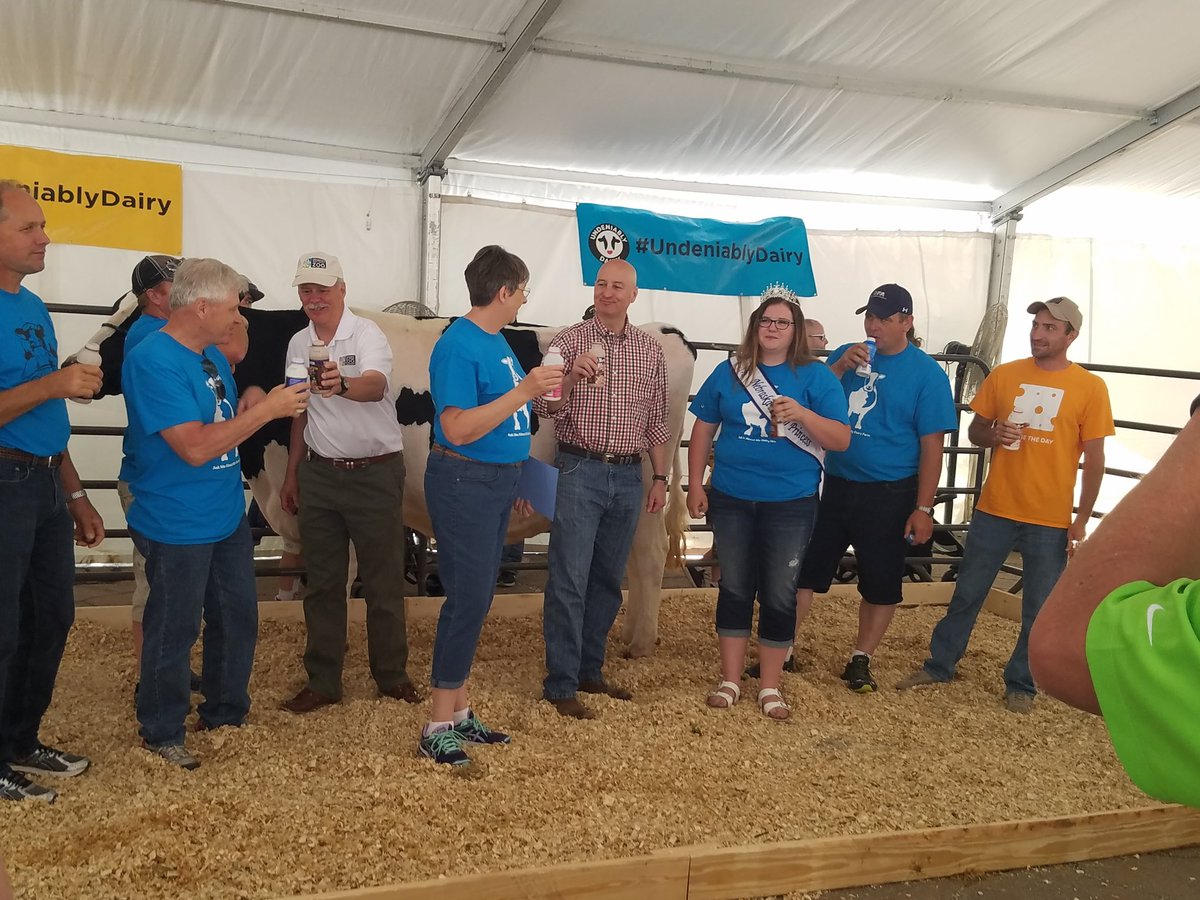 BethUptonRD's tweet photo. Thanks @GovRicketts for celebrating National Dairy Month with this great group of Nebraska farm families. #undeniablydairy https://t.co/hKWxIlsGwD