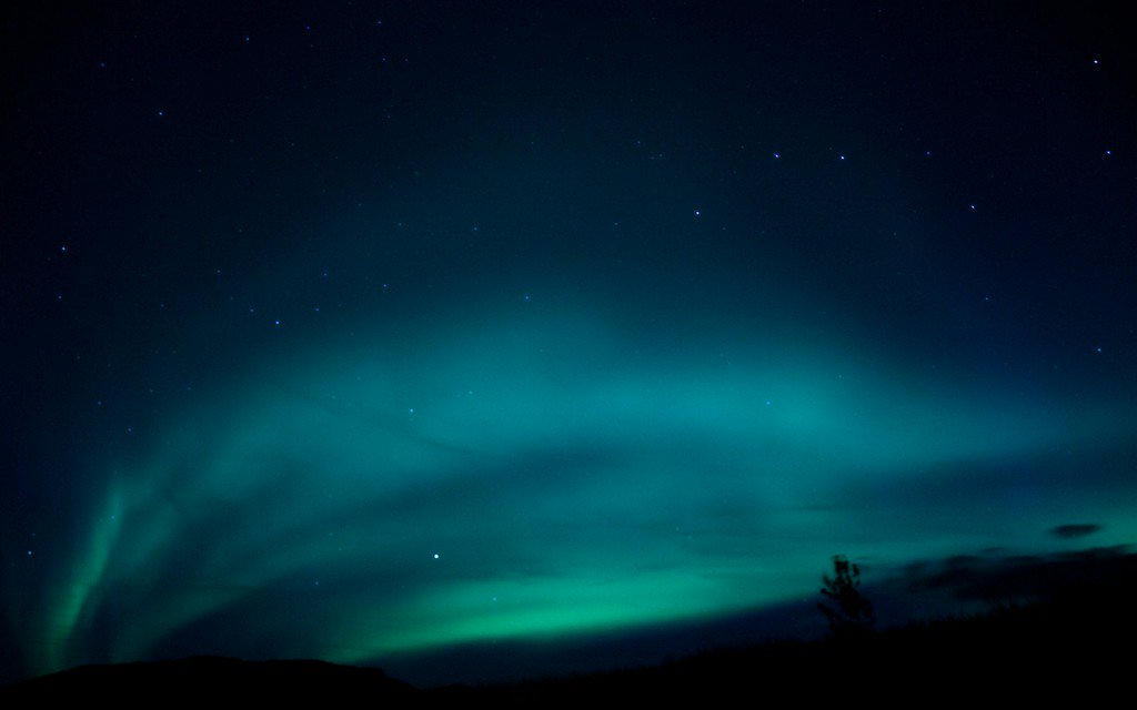 TravelLeisure's tweet image. You might see the Northern Lights over the U.S. tonight tandl.me/2LhcCyW