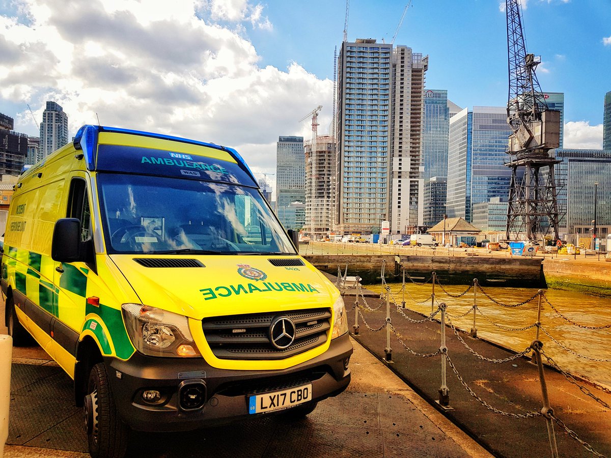 LAS_HART's tweet photo. Today we responded to reports of a person in the water 'Drowning'

On our arrival the patient had been rescued to the Bankside by canoeing Scouts

We would like to thank you for your your swift and brave actions as undoubtedly you saved the patients life. @scouts @UKScouting https://t.co/saU0pTHfKu