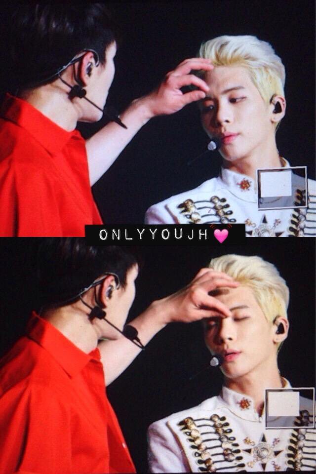 Jongyu taking care of each other   #SHINee