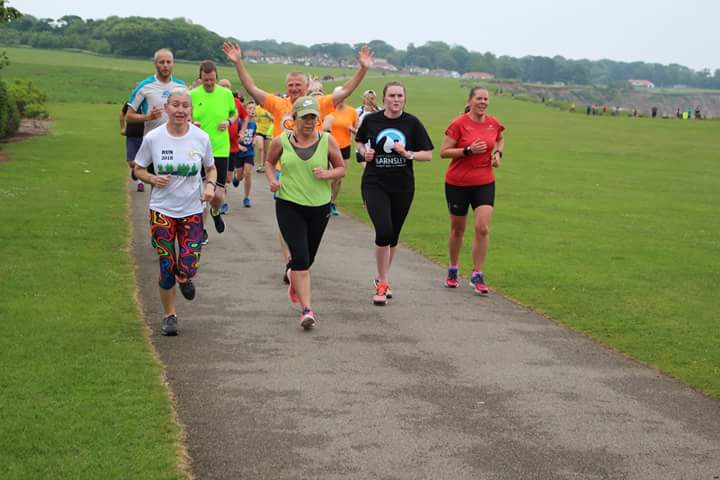 ReluctantRunBFP's tweet photo. @AllisonCoggan Looking good approaching the coastguard station...but hovering behind is a man in bright green who is biding his time and waiting to strike! https://t.co/eNXOuG365z