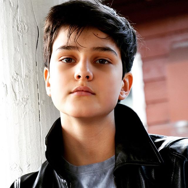 PaulThePromoter's tweet photo. Hey Guys, anxiously 🤩 awaiting the You📺Tube debut, of Dorian Duta's cover of Julia Michaels, "JUMP"! It's going to be a #SpecialSaturday kinda day! 🌞
Dorian Duta's YouTube channel ➡️ https://t.co/uUYM7SRInR
@doriandutamusic #JUMPcover #MusiciansMedia #TeamDorian 📈 https://t.co/WPfaChq6Qh