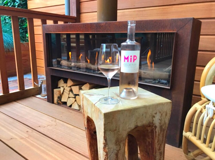 Favorietewijn's tweet photo. MiP Collection
Made in Provence rose #Miprose #Favorietewijn #Provence #MiP #Wijn #Faberhaard @nuovoantico https://t.co/MLLzBG6gf7 https://t.co/ymv4mY3a4G