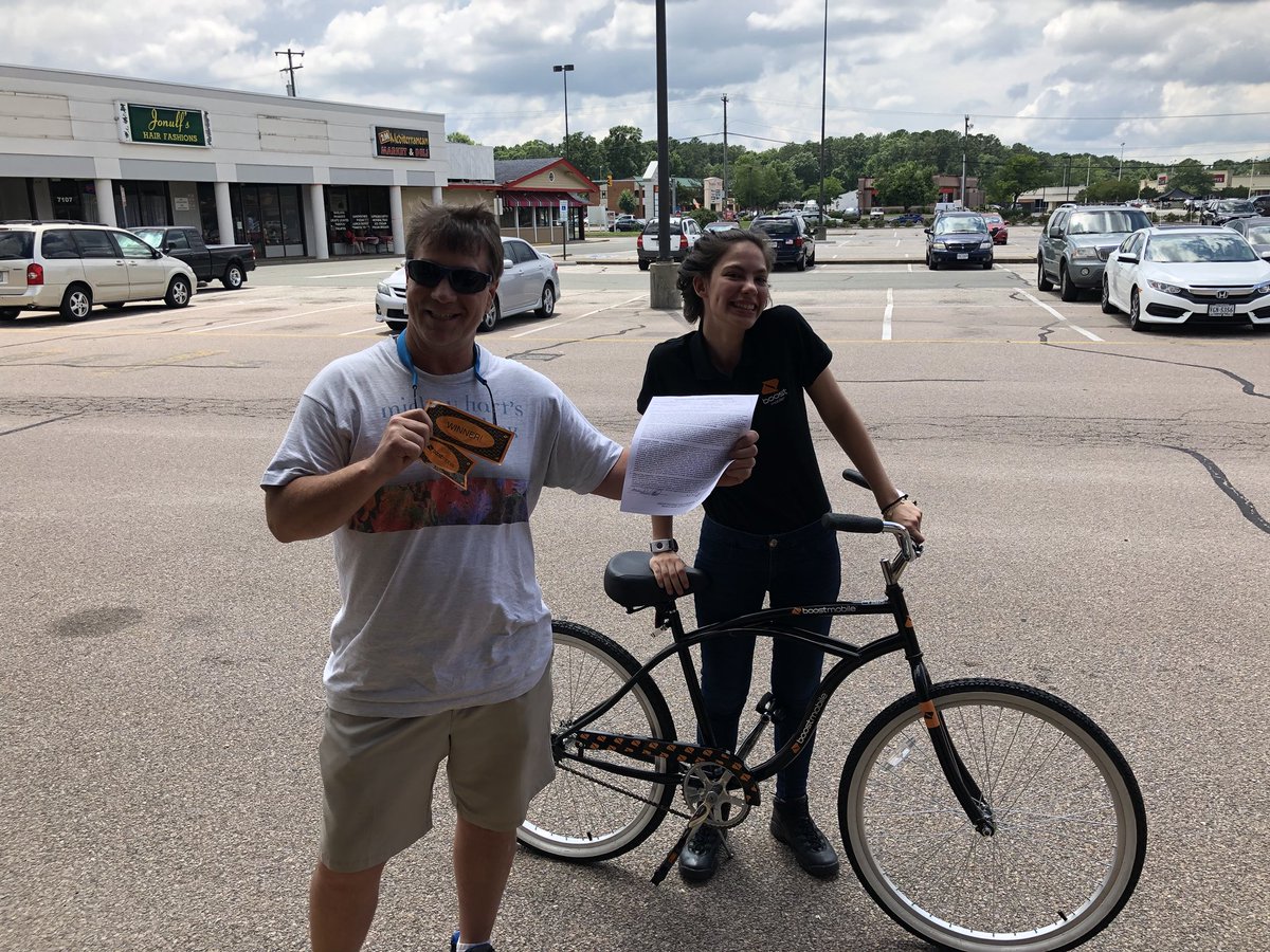 F_Bender's tweet image. Grand opening at Staples Mill Neo Comm!!  @SPG_AJ @DCSouth_Pauline @FayeAirhart @noe_barry @spgwmd @Boost_Neocom @Eric_K_Wong