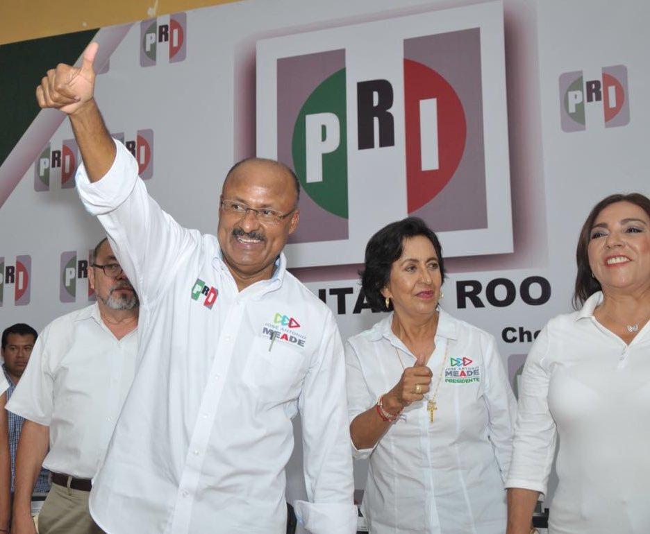Me encuentro muy contento de estar en #Chetumal, #QuintanaRoo para saludar y platicar con las y los #PRIistas de este bello estado. Con el apoyo y el compromiso de las mujeres y hombres del @PRI_QROO vamos a ganar el primer de julio.