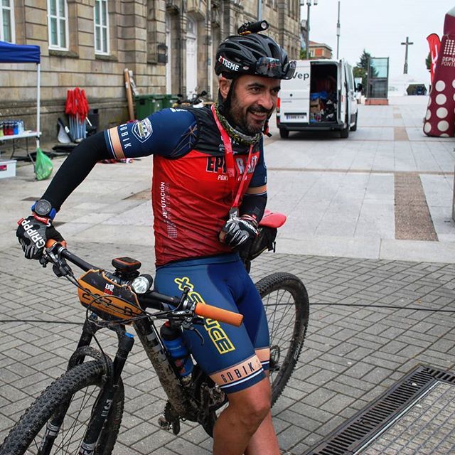 Fernando_Csar's tweet photo. Habiendo más deportes elegimos el que nos deja esa cara... En todos los sentidos.
.
.
.
#gexamtb #gexaxsauce #Oxypro #rollingtheway #fasterstrongerfurther #extremebyesteve #essax #gobik #esigrips #hrzil #trekprocaliber #tiagoaragao #ctadtiagoaragão #over… https://t.co/2U80U8ojxv https://t.co/w3T7ANCphE