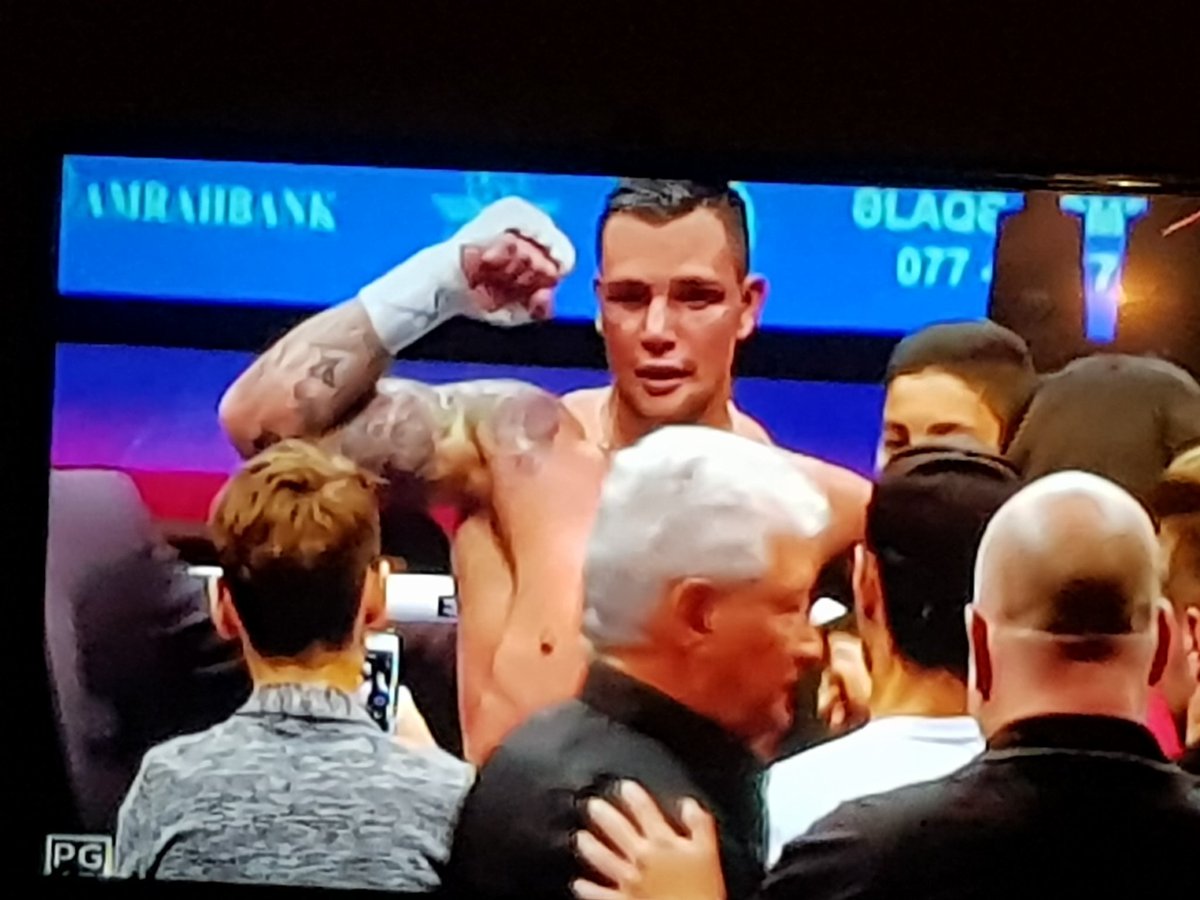 KingEdVIISchool's tweet photo. #RedChamp our @KingEdVIISchool Old Boy @KevinLerena 🥊🥊#twoguns well done!! https://t.co/ZckBVJrQpA