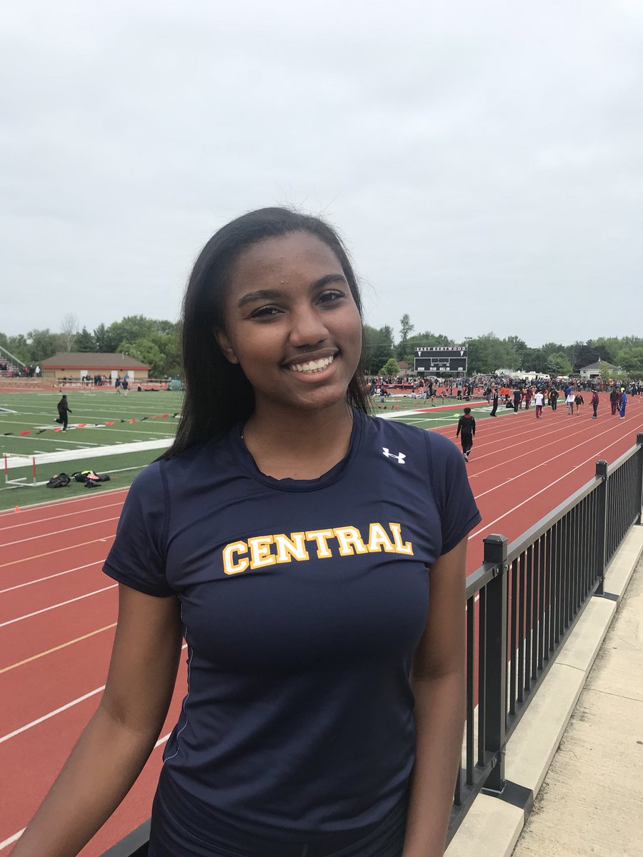 WLC Girls Track tweet media