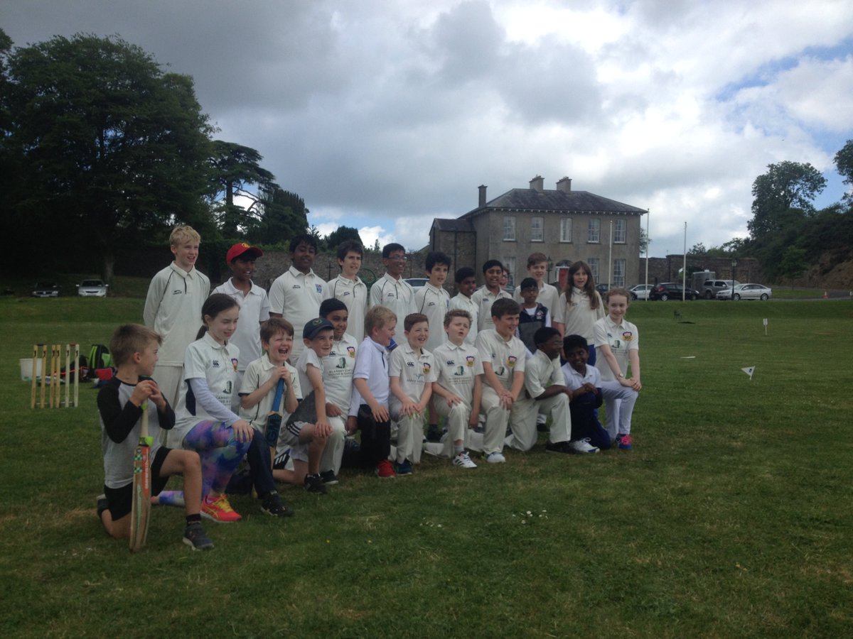 Tom O'Regan tweet media