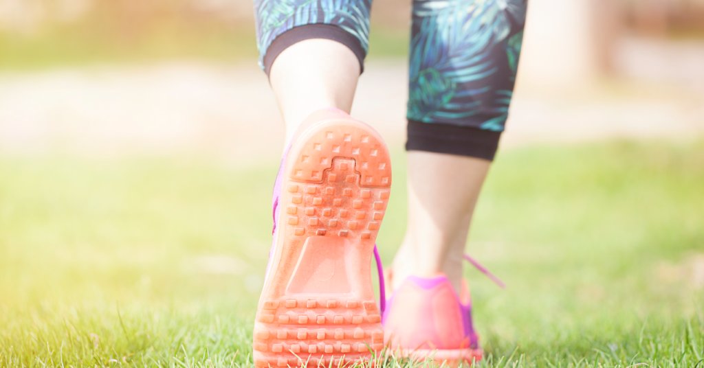 WebMD's tweet photo. Walking is top-notch for both your body and your brain! It’s easy on your joints, boosts your mood, and helps you stay heart healthy. https://t.co/RrB7wColN2 https://t.co/8z41hRmHAS