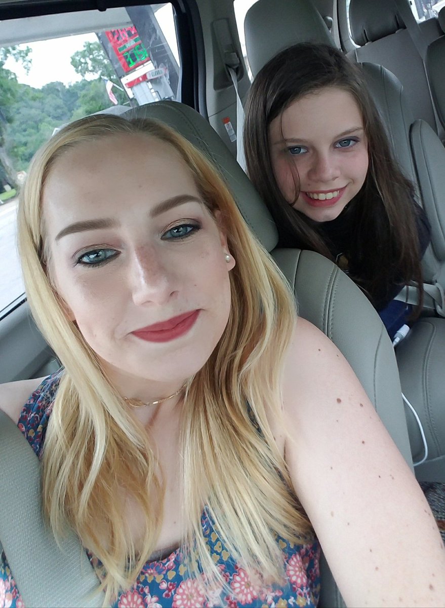 cancersheek's tweet photo. 6 Years REMISSION week CELEBRATION begins NOW! Emma & I will see you soon @LeaMichele @DarrenCriss! #LMDCtour #Pittsburgh #BurghBound https://t.co/g1pi6ypTqF