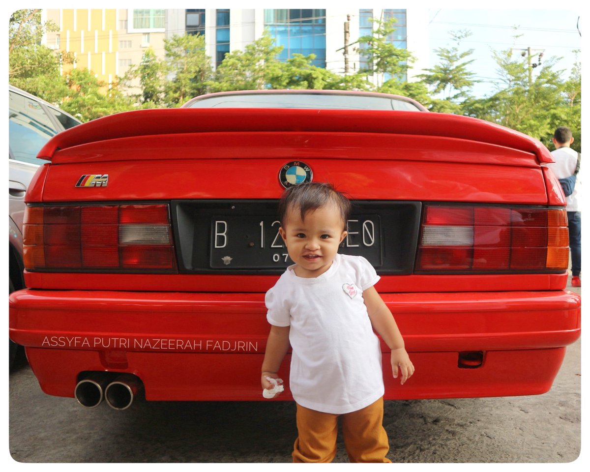 Fadjrin39's tweet photo. Keren gaya loe 😅🤣👍 #bmwe30 https://t.co/tHpKjarfvv