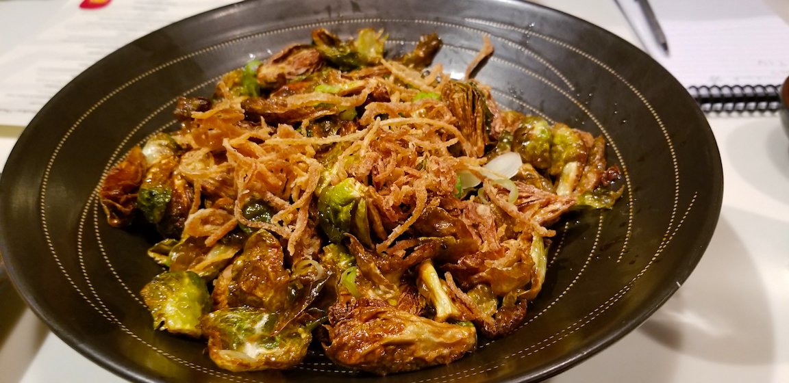 randyyagi's tweet photo. One of the amazing Japanese dishes prepared by Head Chef Kenji Weber at the Slurping Turtle in Ann Arbor, Michigan.
https://t.co/nXU9xpFOBv
.
#SlurpingTurtle, @SlurpAnnArbor, #SlurpingTurtle, #KenjiWeber, #SlurpingTurtleAnnArbor, @AnnArbor, #TakashiYagihashi, #TopChef, #IronChef https://t.co/WYQuyeMTj8