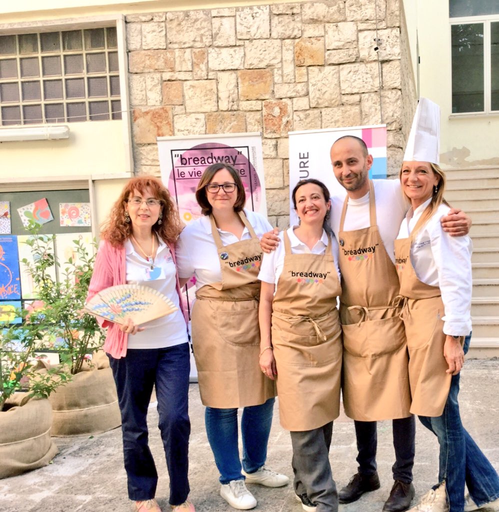 tfd_acqua's tweet image. #salutando🙋da Matera con i colori🎨,i sapori😋e i profumi #2giugno "Sulle vie del pane" #Breadway Arrivederci al 2019!