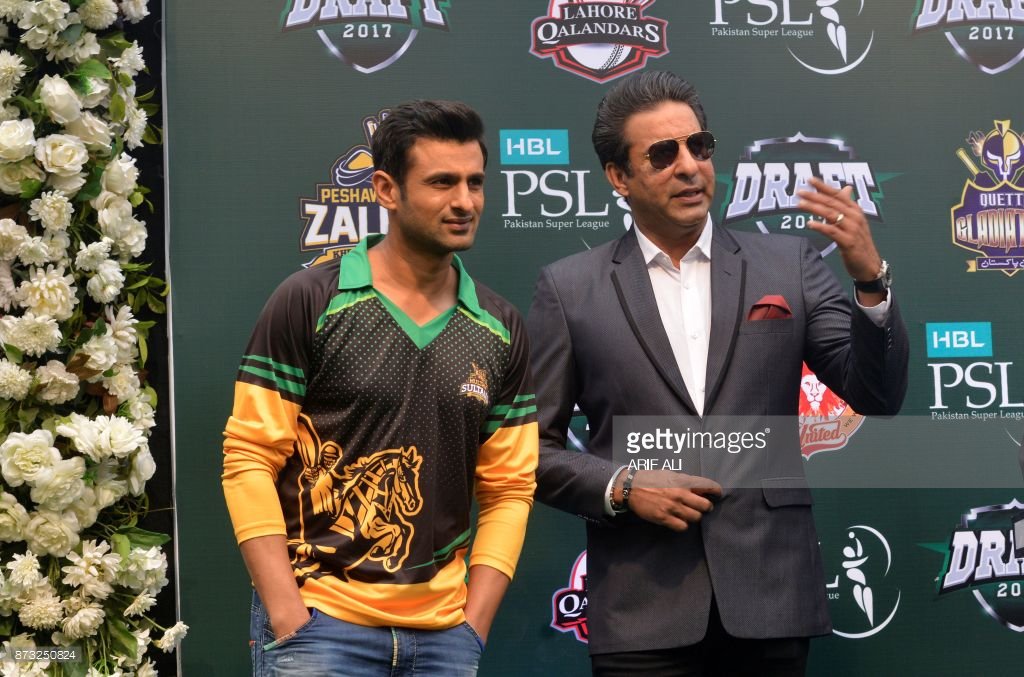 HAPPY BIRTHDAY Dear LegenD AND THE swing Sultan MR.      WASIM AKRAM    