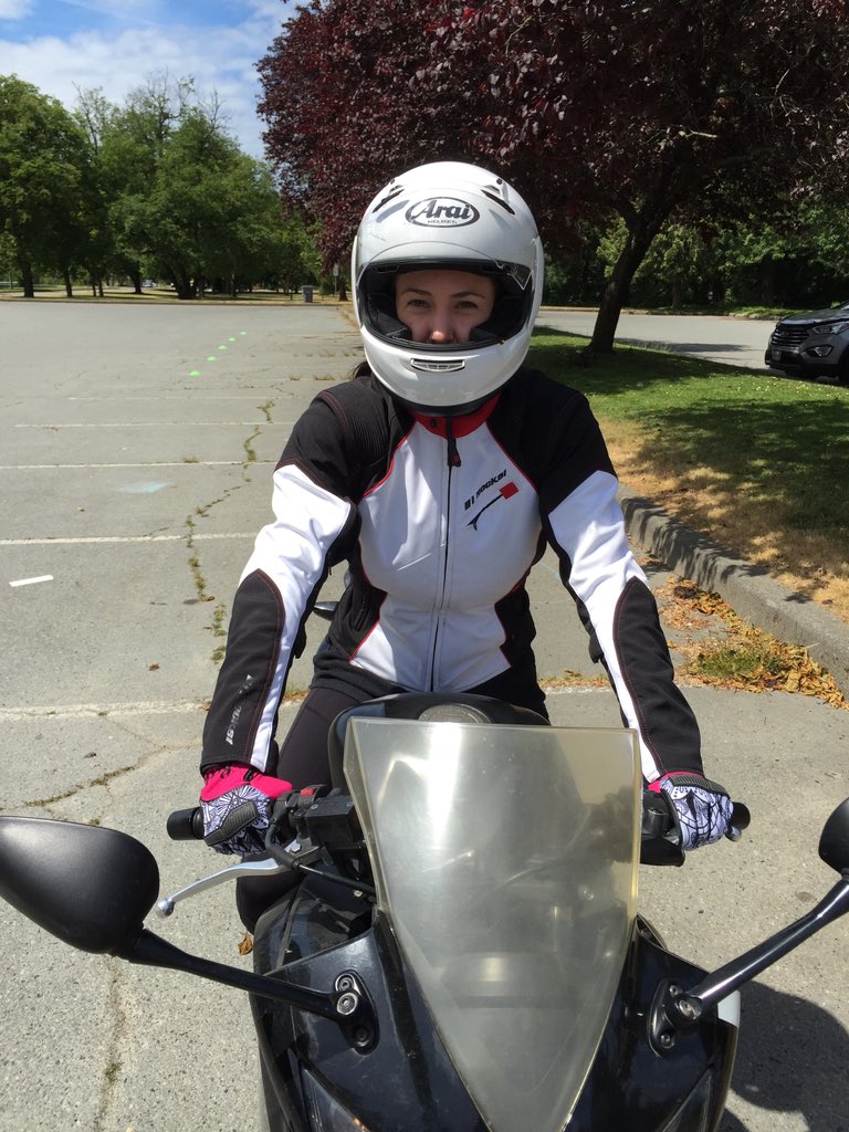 It’s a great day for some on-road training. Thank you <a href="/JoeRocketCanada/">Joe Rocket Canada</a> and <a href="/AraiAmericas/">AraiAmericas</a> for helping us keep our clients safe and fashionable as possible on the mean streets of Vancouver 🏍💨
