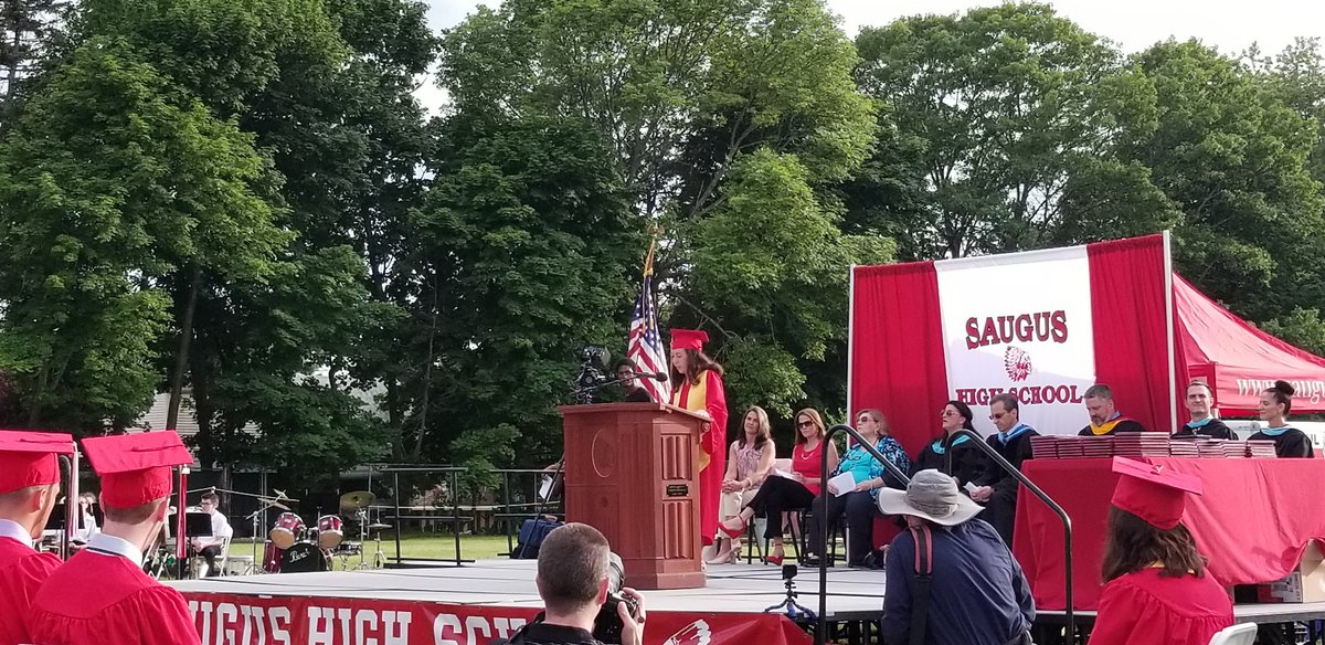 Shout out to my now graduated <a href="/SaugusNHS/">Saugus NHS</a> President @CarneyAryana It was my honor to introduce you &amp; my pleasure to work with you!