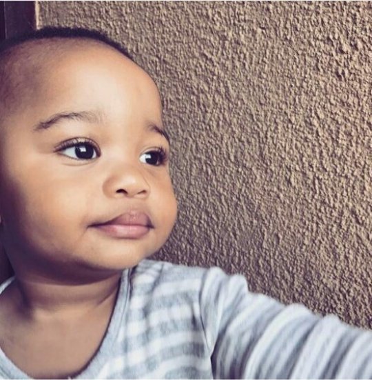 Mhlengi_Zikode's tweet photo. Retweet if you waiting for the " Record of the year " only to be announced then go to sleep.
#SAMA24 https://t.co/YC844uUn8a