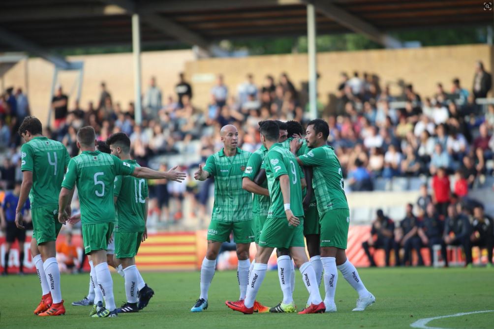 Catradioesports's tweet photo. ⚽🏆 El Cornellà supera l'Horta i guanya la Copa Catalunya de futbol (2-3) #CopaCat18
▶️https://t.co/RsdxfCCjY3 https://t.co/WjFgaYJvQq