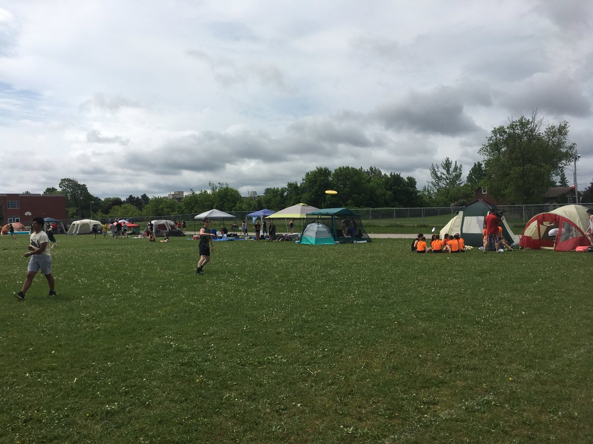 pfrelay's tweet photo. So much fun @ Relay!!🎗☀️ #relayforlife2018 https://t.co/srppdT2oEZ