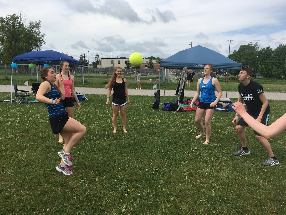 pfrelay's tweet photo. So much fun @ Relay!!🎗☀️ #relayforlife2018 https://t.co/srppdT2oEZ