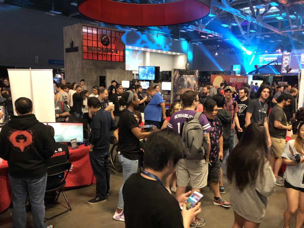 SceptreDisplay's tweet image. Everyone’s at our booth for the triple monitor experience! Try out the immersive setup!
.
.
.
#triplemonitorsetup #5760x1080 #DHATX18