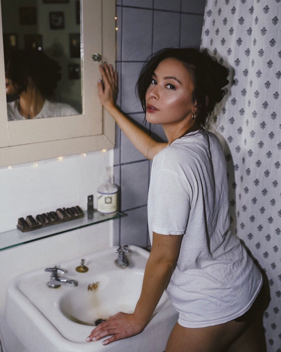 mjow18's tweet image. Just so perfect