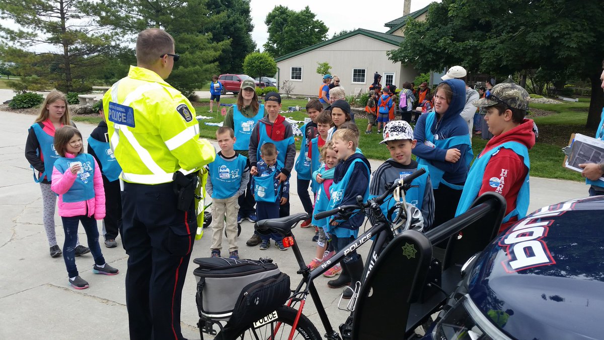 #waterlooruralwomen Children's Farm Safety Day was a huge success today at #milkywave Farms. Over 100 children attended to learn about farm safety. #farmsafety