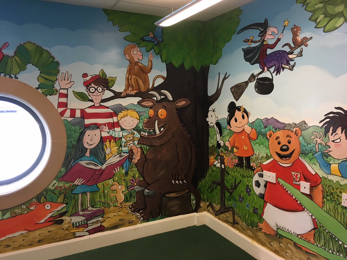 pchildsartist's tweet photo. Spent the day finishing of the book character mural in Penderyn Primary Schools library area #library #schools #RCT #books #mural https://t.co/4WLo568F5v