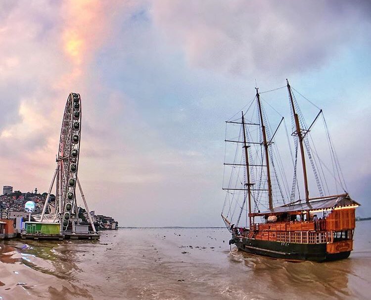 LaPerlaGYE's tweet photo. ¡Una perspectiva diferente gracias a @daniel0181! 

Nos comparte esta espectacular fotografía del ícono turístico más importante de Guayaquil, #LaPerlaGye. 

#Repost #ÍconoTurístico #ILoveLaPerla #ILoveGye #Guayaquil #GuayaquilEsMiDestino #VisiteGuayaquil #Turismo #FerrisWheel https://t.co/Q4EUAInyo6